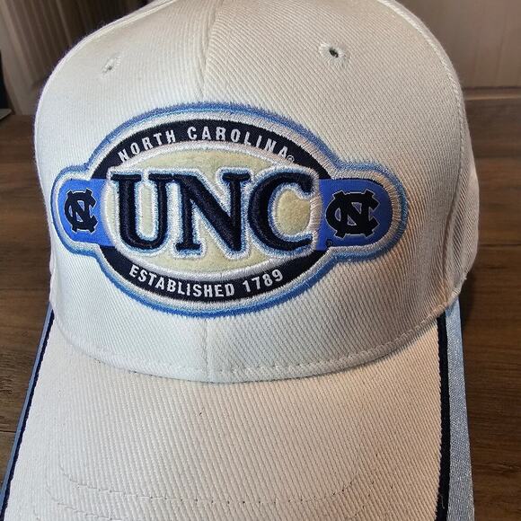 Vtg North Carolina Tar Heels Strapback Hat Cap White UNC Est 1789 NCAA Retro - Picture 2 of 9